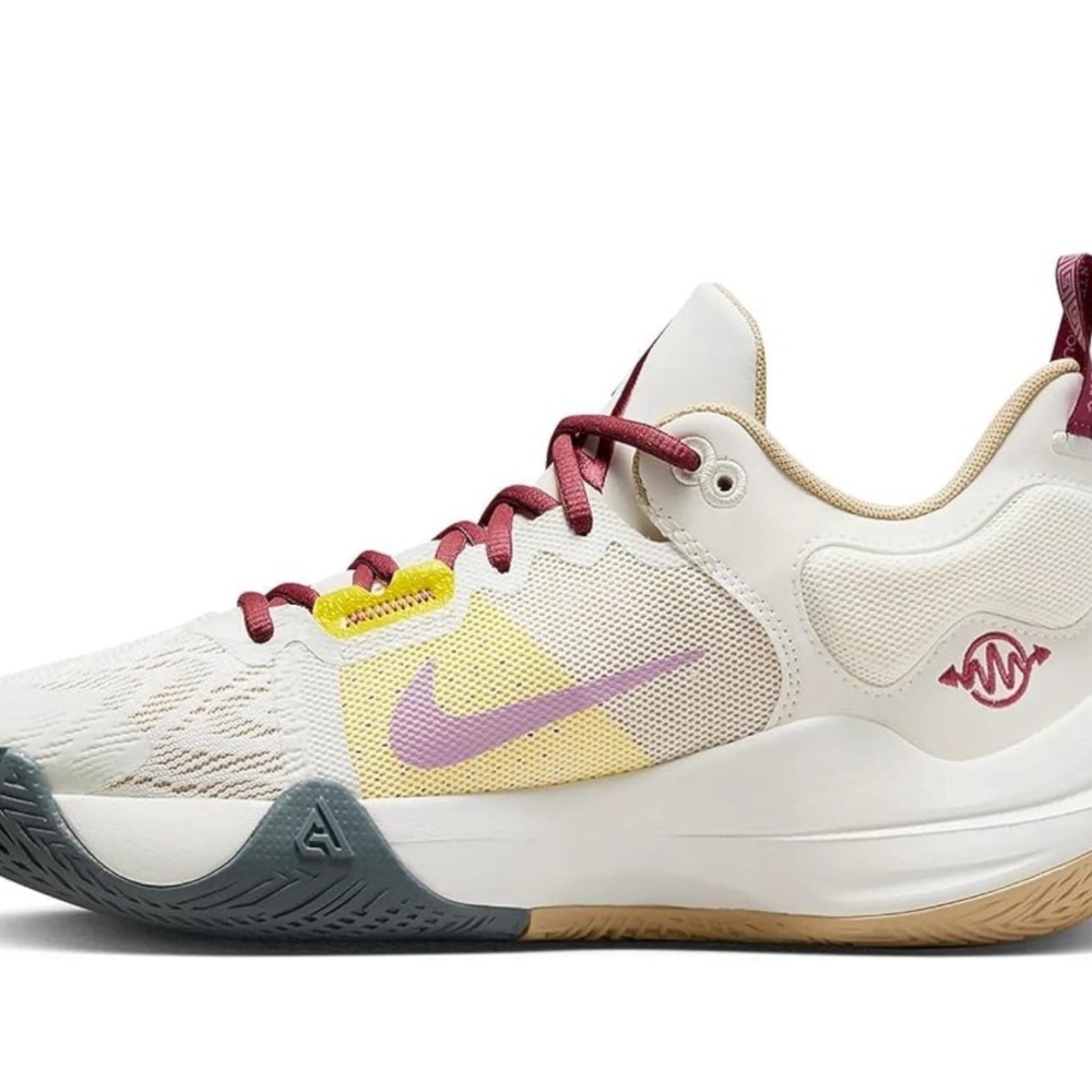 Nike Men's Giannis Immortality 2 Basketball Sneakers